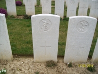 Rocquigny-Equancourt Road British Cemetery, Manancourt